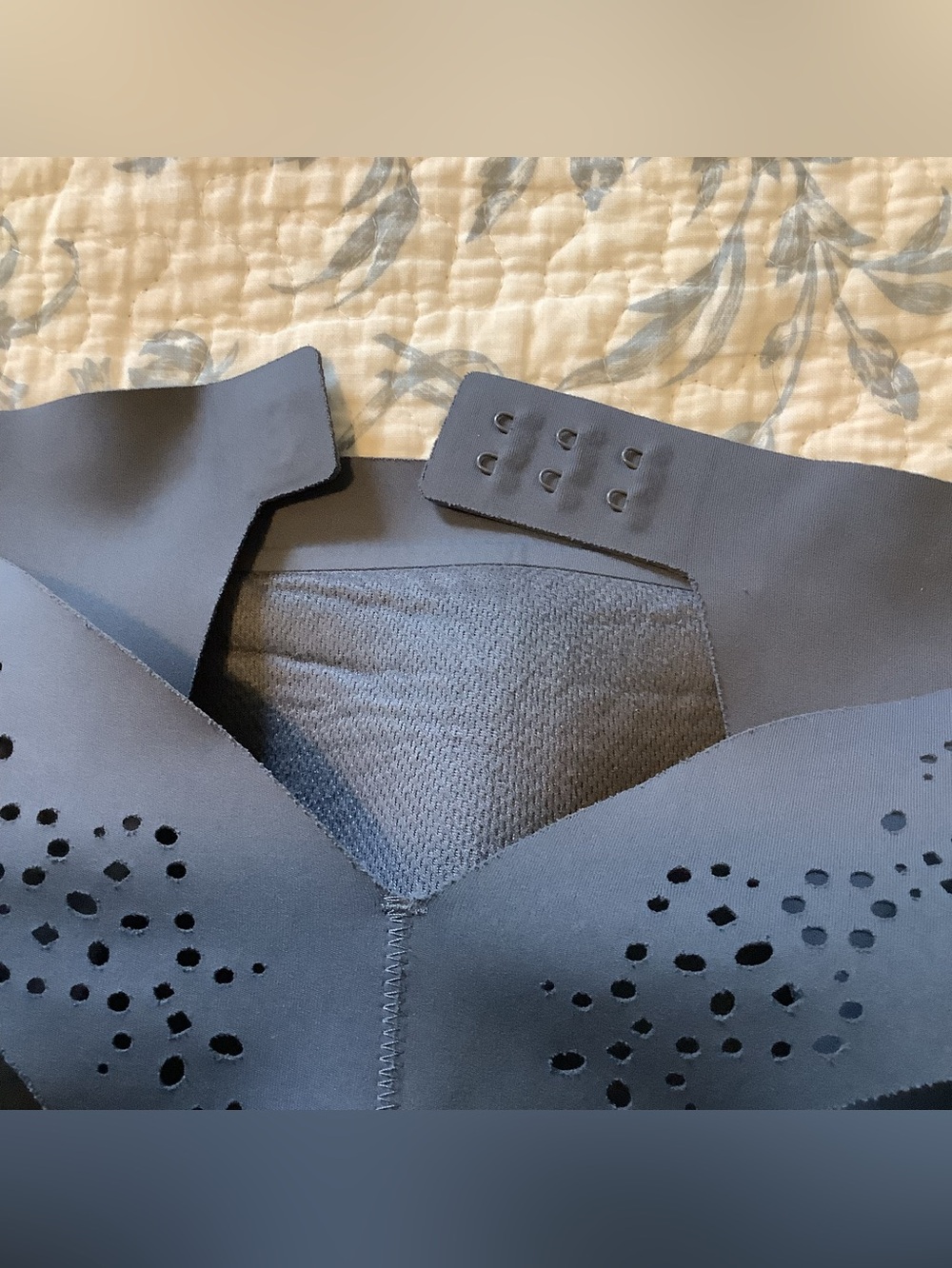 Victoria’s Secret Angel Max Sports Bra 36DDD - Picture 3 of 9